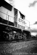 BNSF 8708